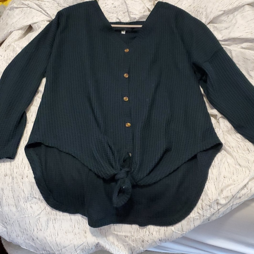 Button up knotted top